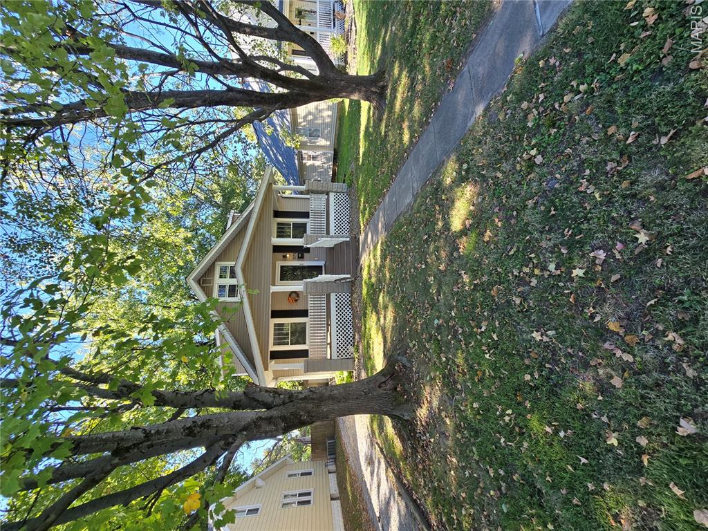 821 Sherman Avenue Edwardsville, IL 62025 - Photo 2 of 33