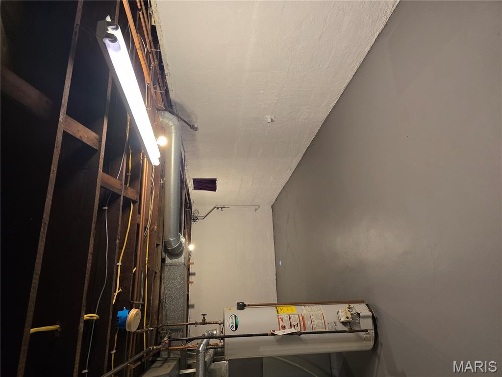 821 Sherman Avenue Edwardsville, IL 62025 - Photo 25 of 33