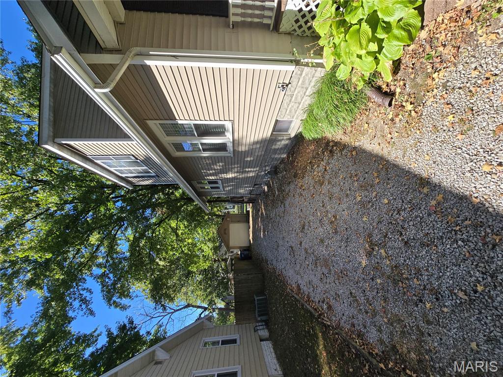 821 Sherman Avenue Edwardsville, IL 62025 - Photo 29 of 33