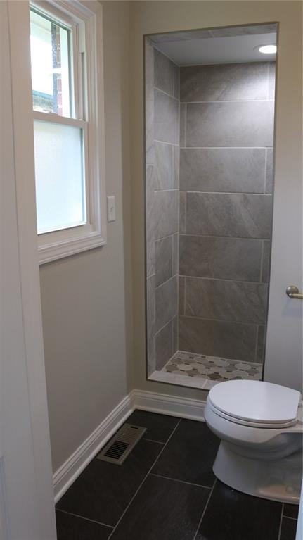 803 Old Orchard Road Anderson, IN 46011 - Photo 11 of 16 Gallery Image 11