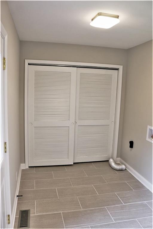 803 Old Orchard Road Anderson, IN 46011 - Photo 5 of 16 Gallery Image 5