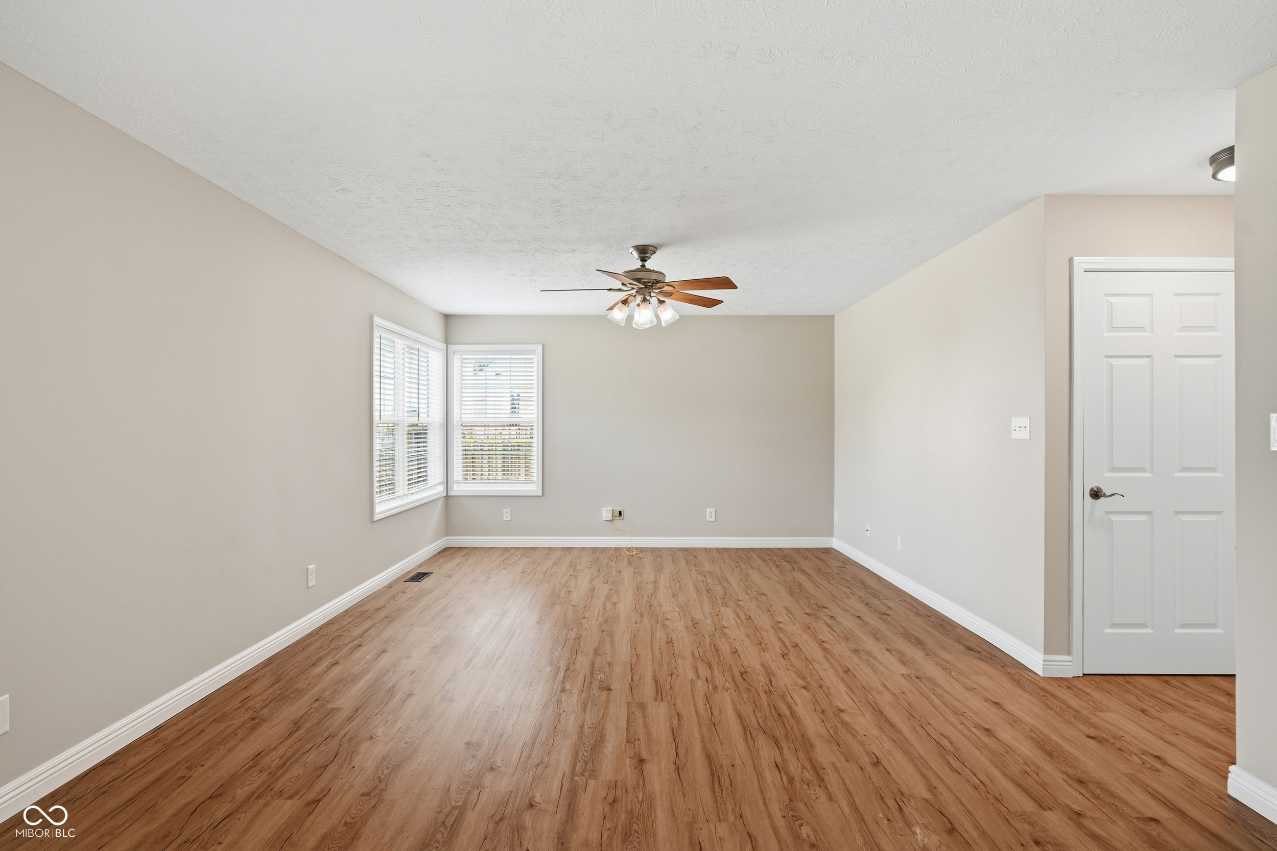 13089 Sinclair Place Fishers, IN 46038 - Photo 15 of 51
