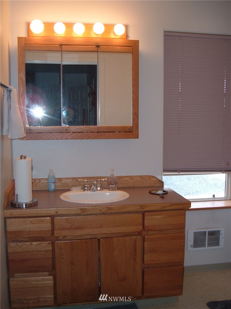 187 Conconully Road Okanogan, WA 98840 - Photo 14 of 24