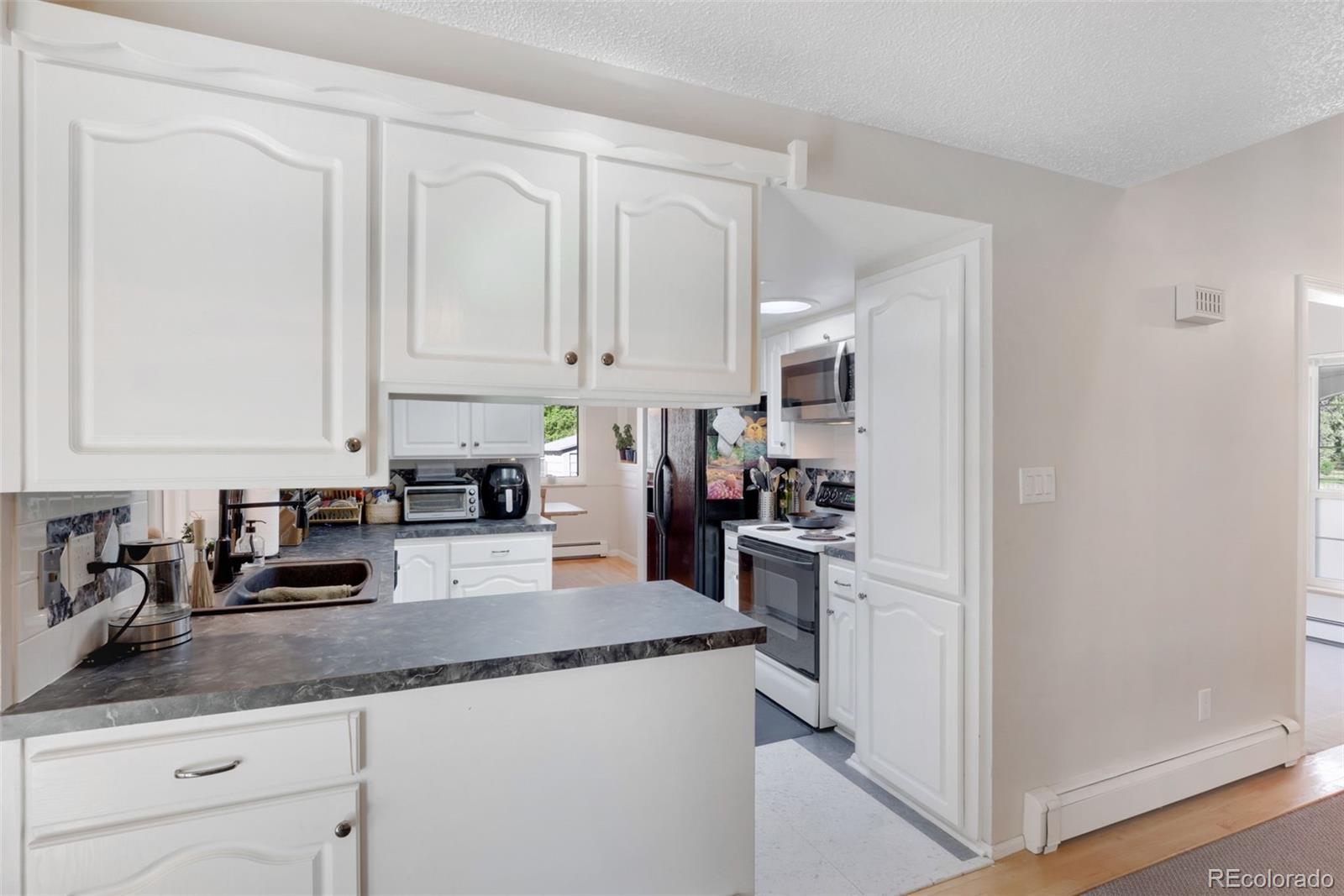 3751 Ward Road Wheat Ridge, CO 80033 - Photo 8 of 40