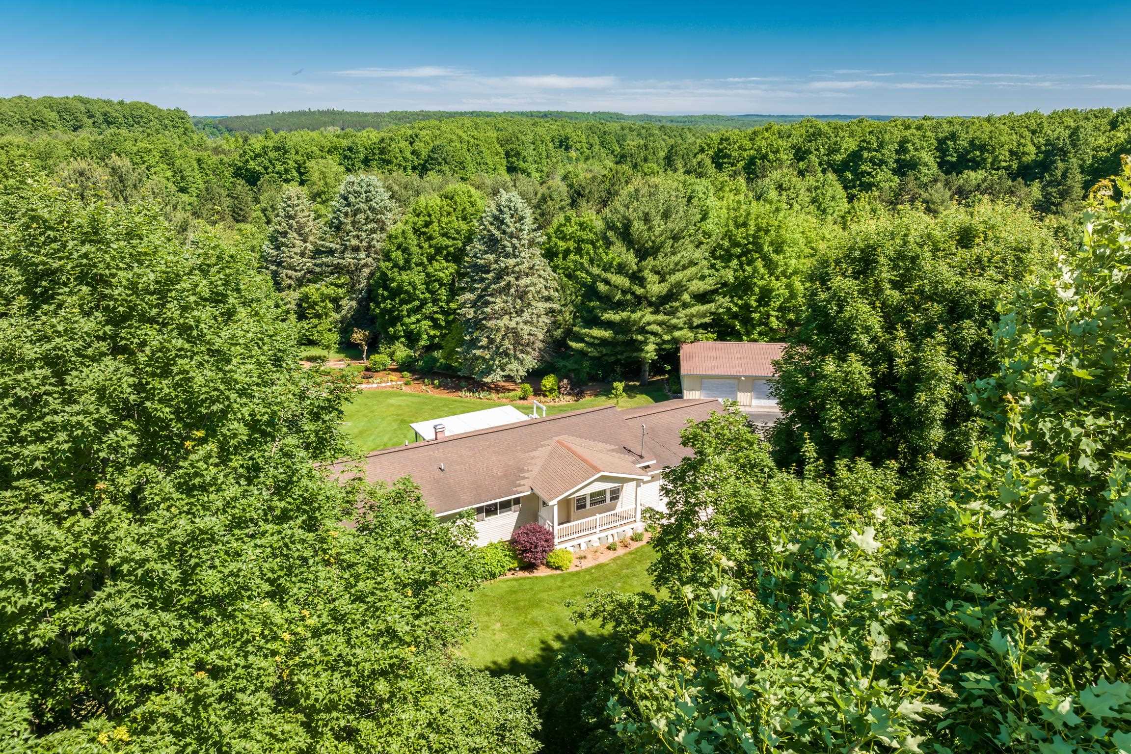 1343 Sparling Road Kingsley, MI 49649 - Photo 3 of 51