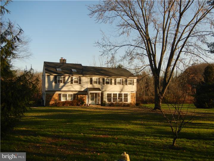 1400 Ponds Edge Road West Chester, PA 19382 - Photo 1 of 25 Exterior Front