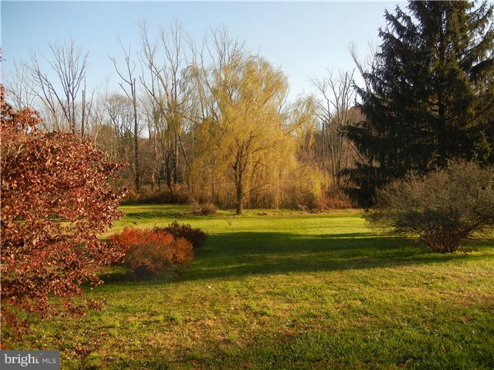 1400 Ponds Edge Road West Chester, PA 19382 - Photo 24 of 25 Gallery Image 24