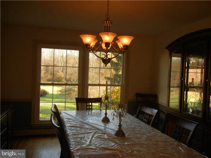 1400 Ponds Edge Road West Chester, PA 19382 - Photo 10 of 25 Gallery Image 10