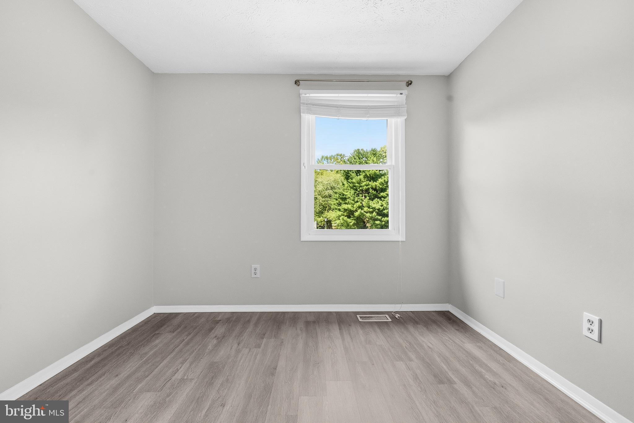8348 Rocky Forge Court Springfield, VA 22153 - Photo 17 of 29 Gallery Image 17