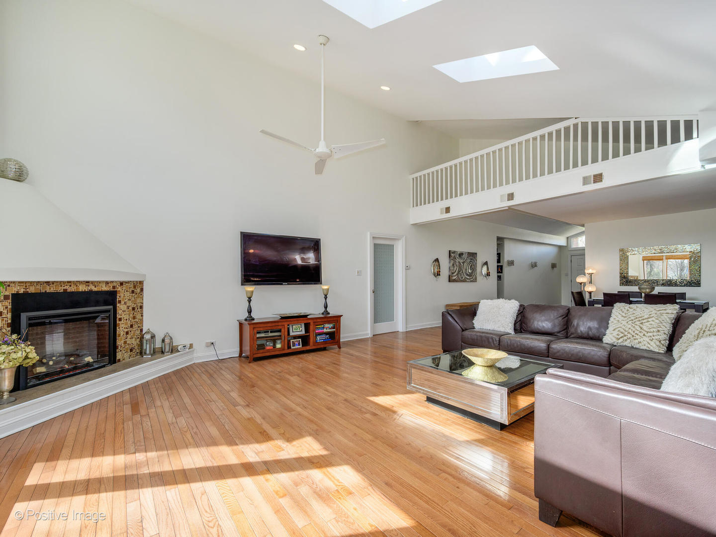 333 Rollwind Road Glenview, IL 60025 - Photo 7 of 27