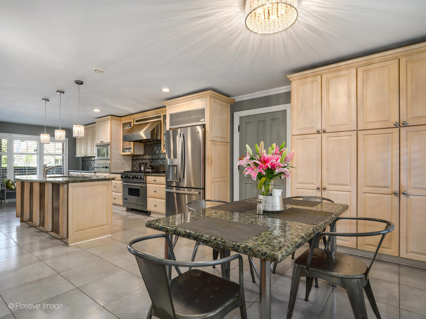 333 Rollwind Road Glenview, IL 60025 - Photo 10 of 27