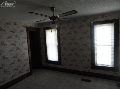 7077 East Pierson Road Davison, MI 48423 - Photo 8 of 9 20132312-7.JPG