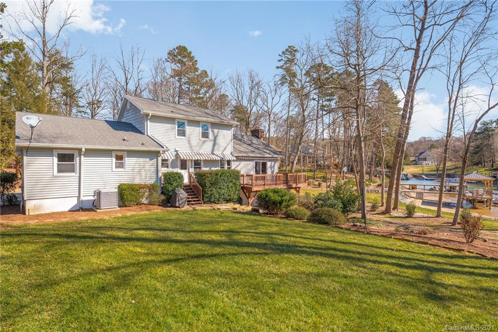 21529 Sandy Cove Road Cornelius, NC 28031 - Photo 33 of 35 Gallery Image 33