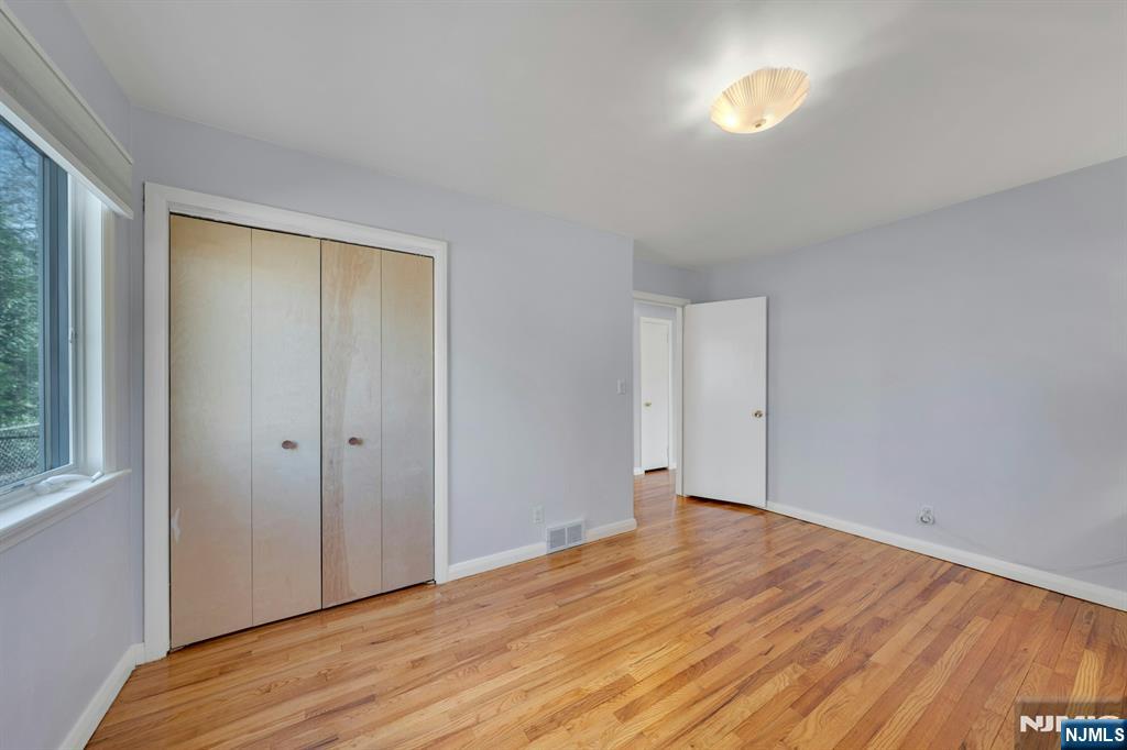 20 Kievit Road Wayne, NJ 07470 - Photo 26 of 49
