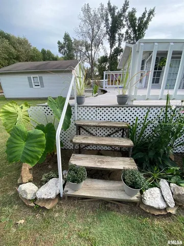 $129,000 | 1200 Academy Street, Eldorado, IL 62930