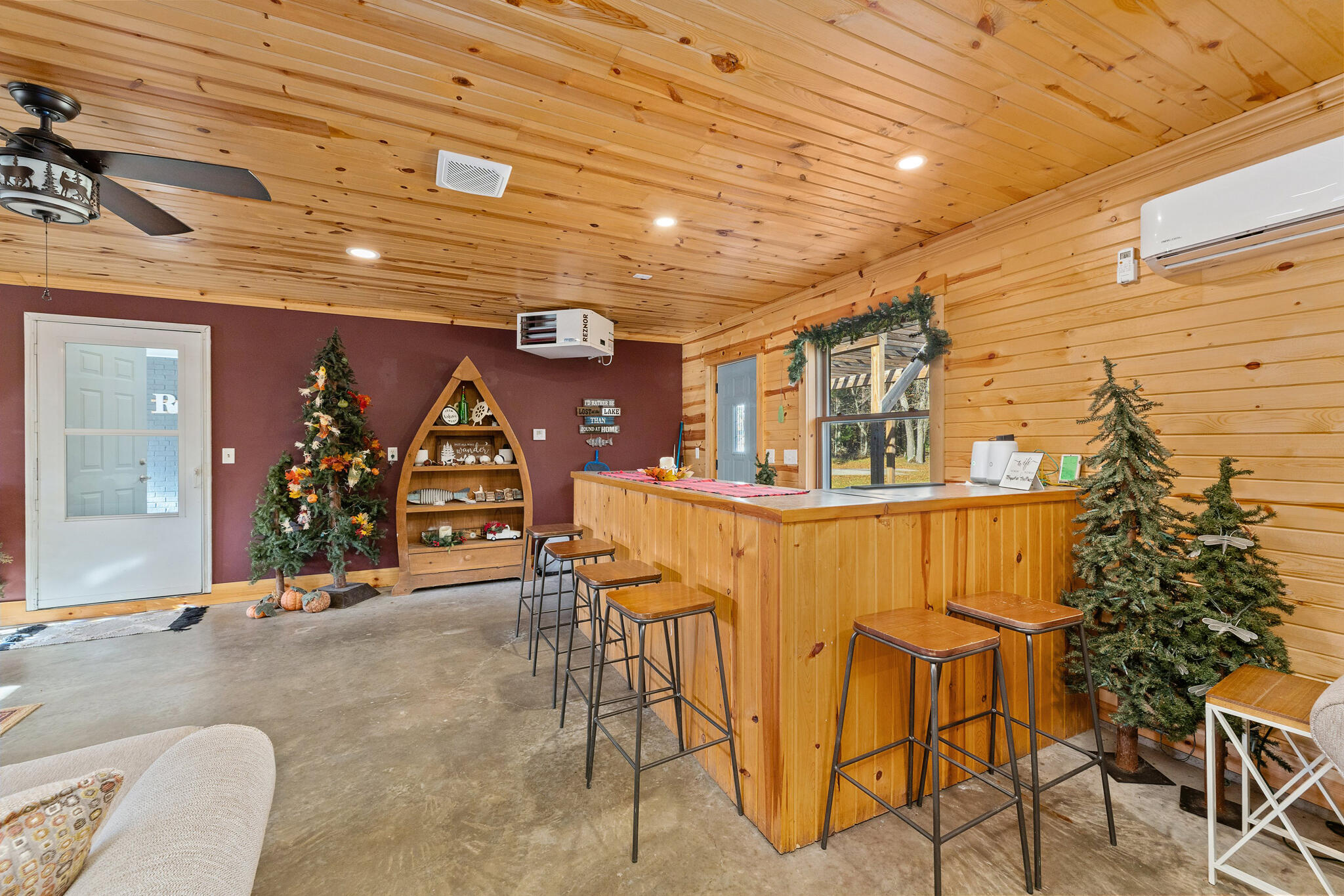 W8302 County Rd J Dewhurst, WI 54754 - Photo 23 of 37 24 BAR-FAMILY ROOM