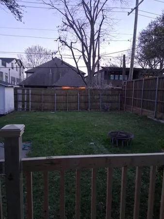 $4,675 | 5828 Prospect Avenue, Dallas, TX 75206