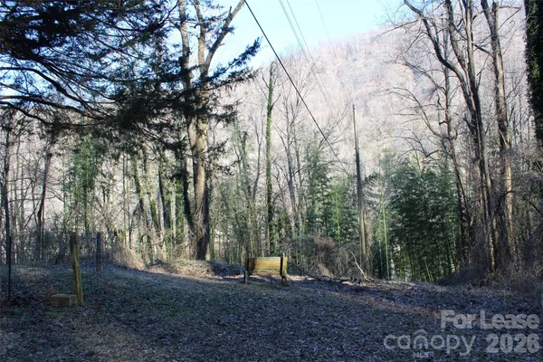 $1,150 | 445 Autumn Lane, Tryon, NC 28782