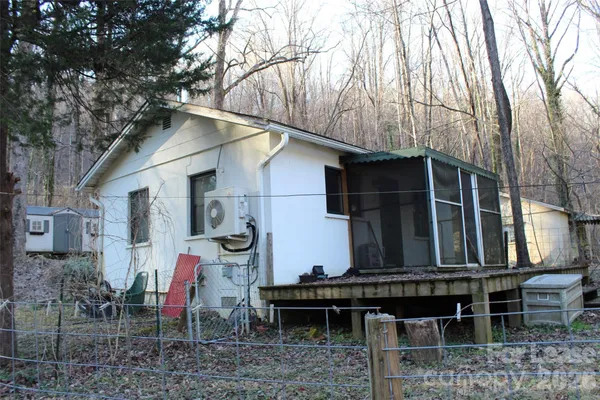 $1,150 | 445 Autumn Lane, Tryon, NC 28782