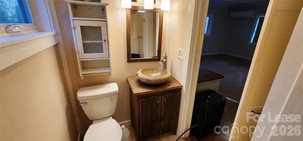 $1,150 | 445 Autumn Lane, Tryon, NC 28782