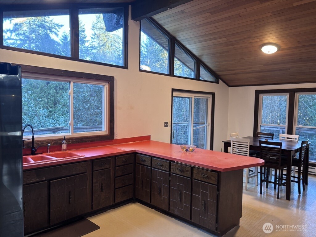 22921 49th Avenue Southeast Bothell, WA 98021 - Photo 14 of 21