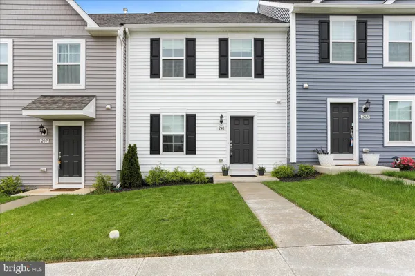 $1,900 | 241 Colston Road,, Charles Town, WV 25414