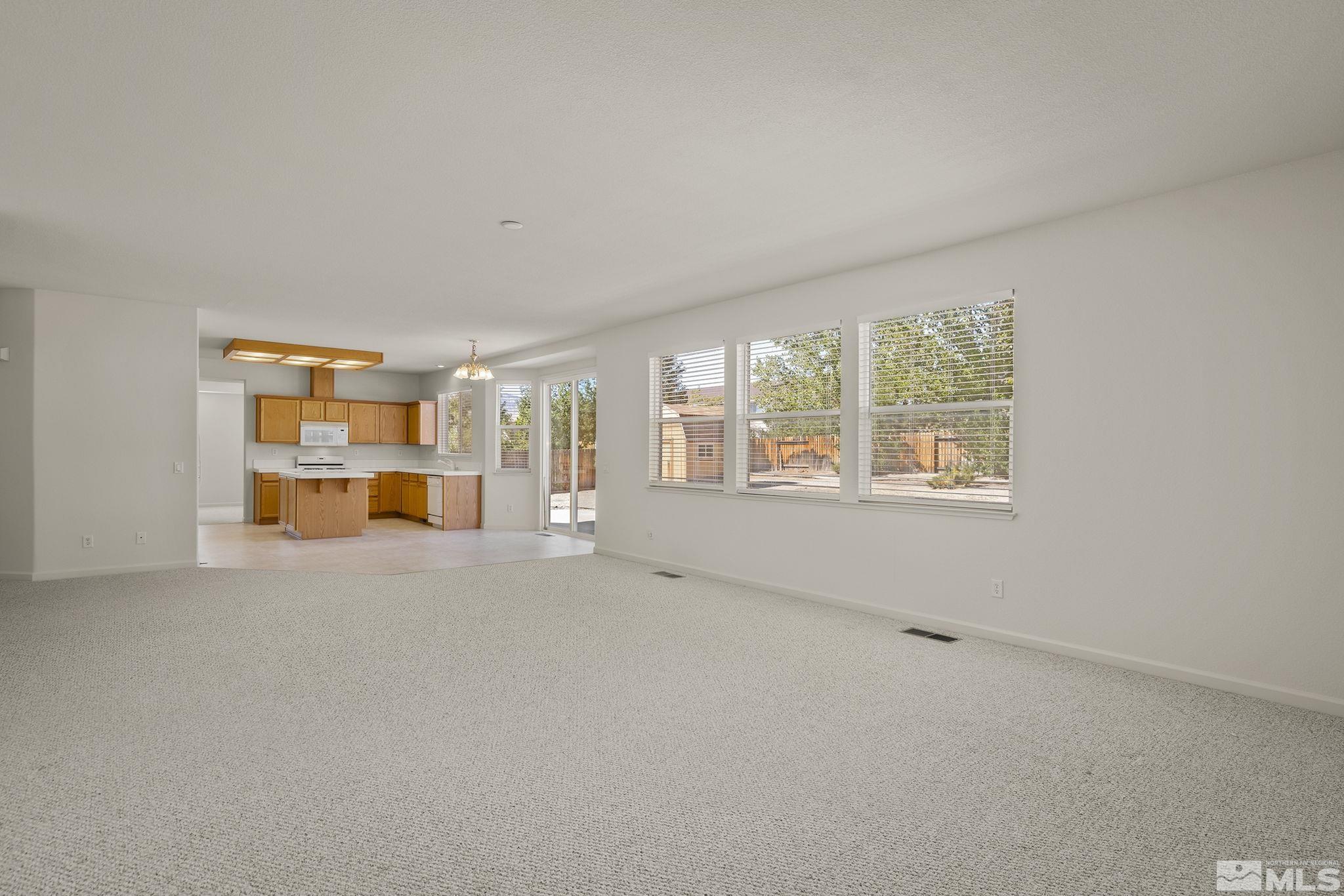 18553 Spicer Lake Court Reno, NV 89508 - Photo 11 of 36 Photo 11