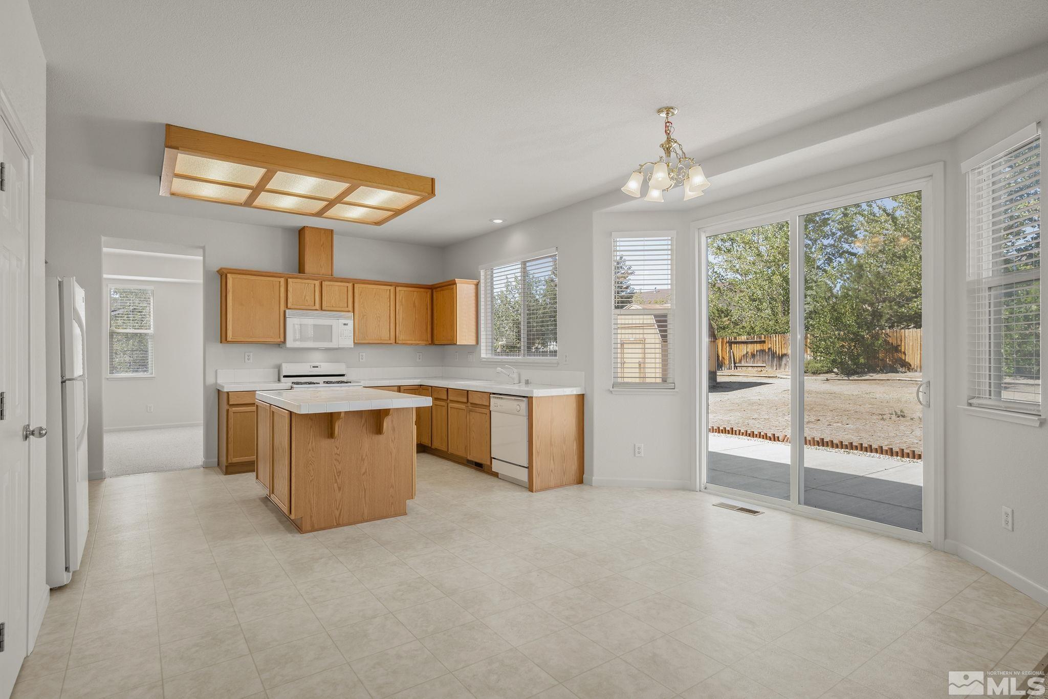 18553 Spicer Lake Court Reno, NV 89508 - Photo 13 of 36 Photo 13