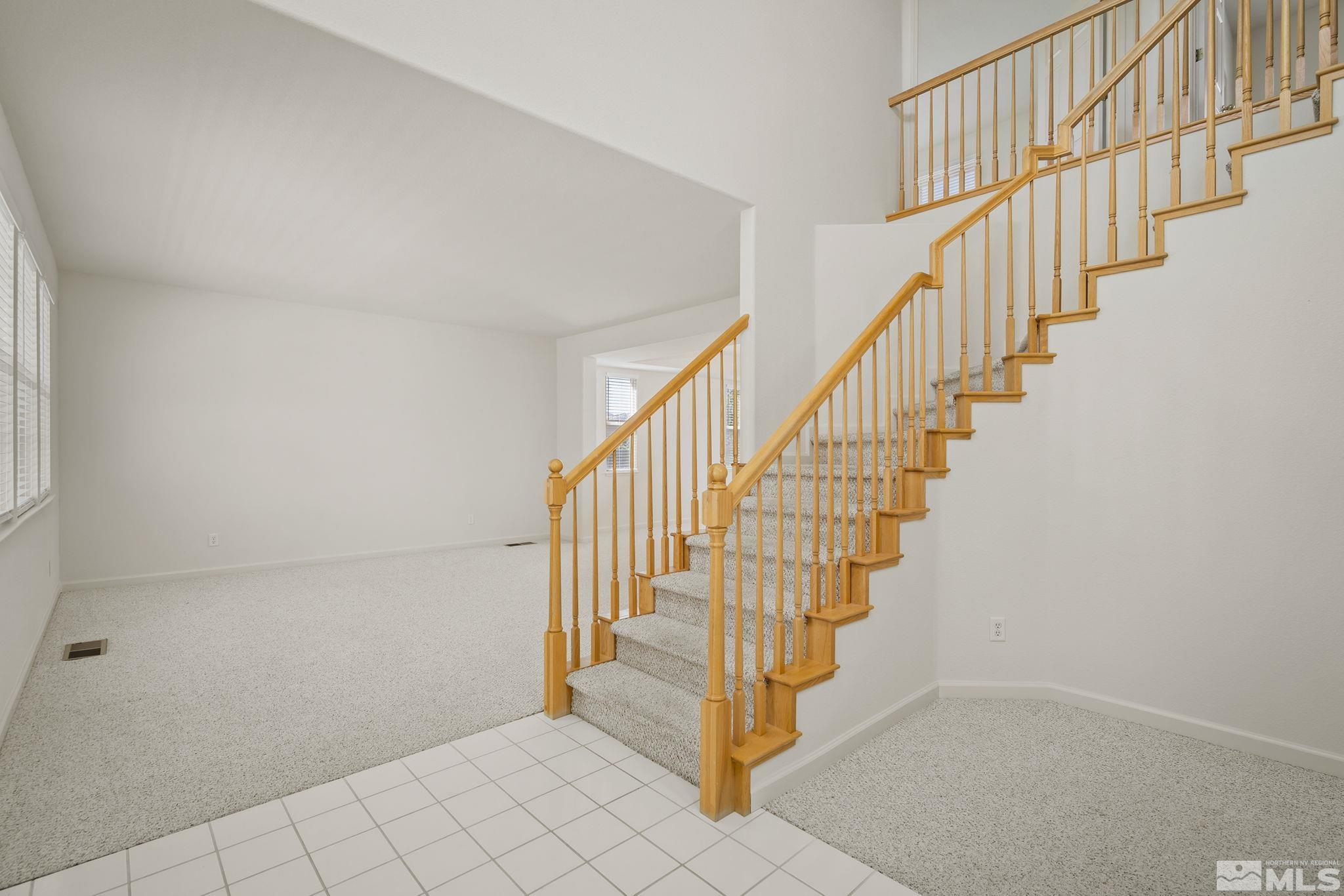 18553 Spicer Lake Court Reno, NV 89508 - Photo 4 of 36 Photo 4