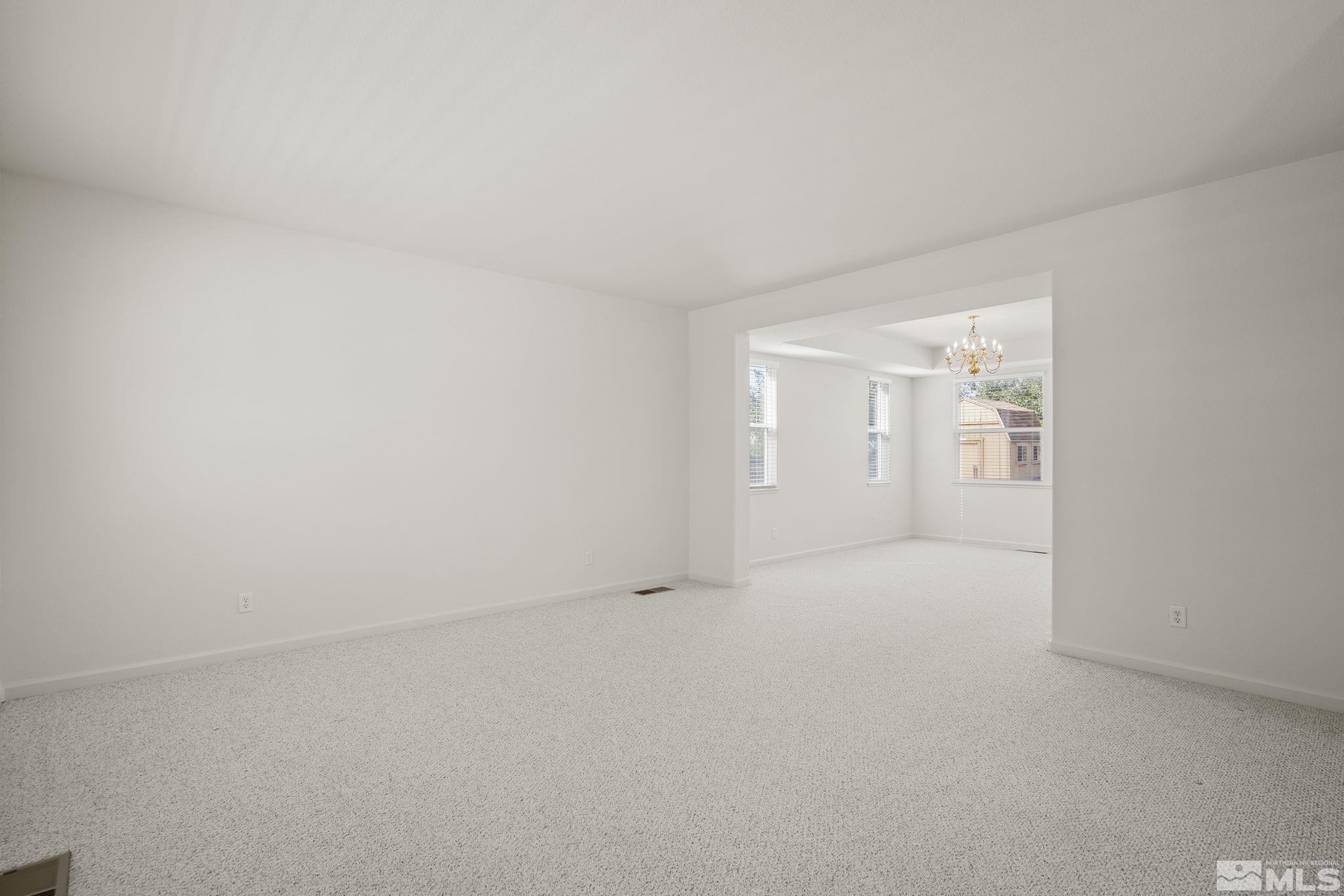 18553 Spicer Lake Court Reno, NV 89508 - Photo 6 of 36 Photo 6