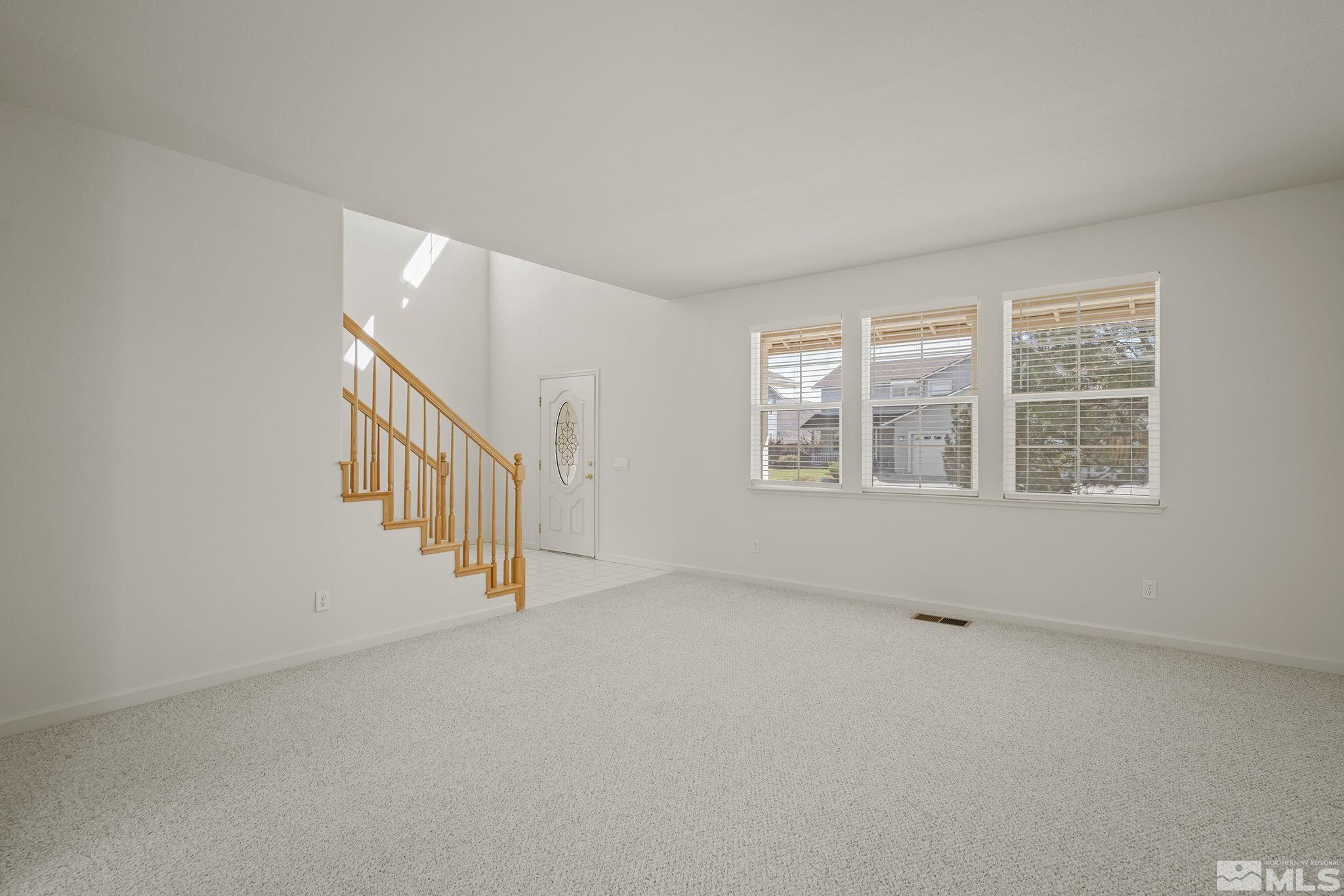 18553 Spicer Lake Court Reno, NV 89508 - Photo 8 of 36 Photo 8