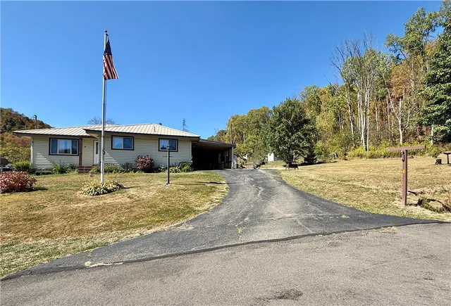 $149,900 | 4 Park Street, Lewis Run, PA 16738