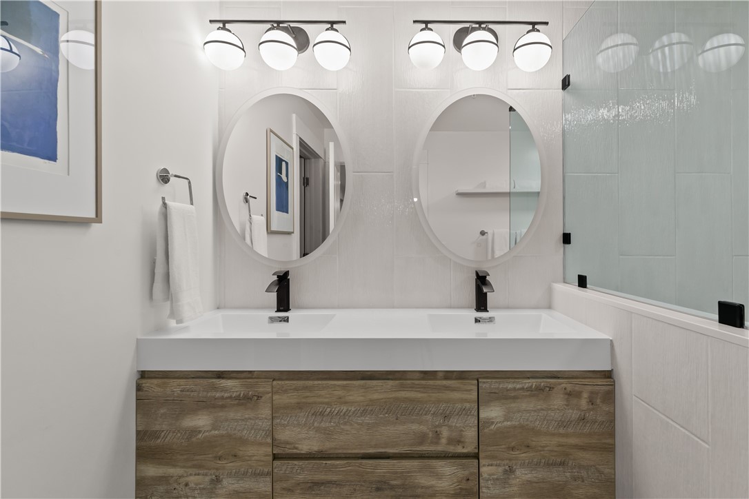 426 Spring Street, Unit B101 Newport, RI 02840 - Photo 17 of 26