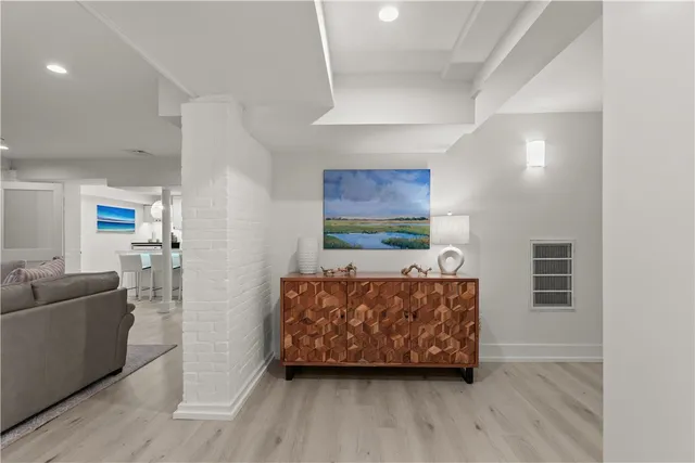 $3,750 | 426 Spring Street, Unit B101, Newport, RI 02840