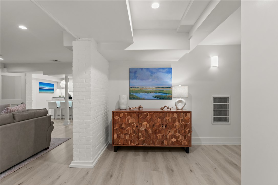 426 Spring Street, Unit B101 Newport, RI 02840 - Photo 3 of 26