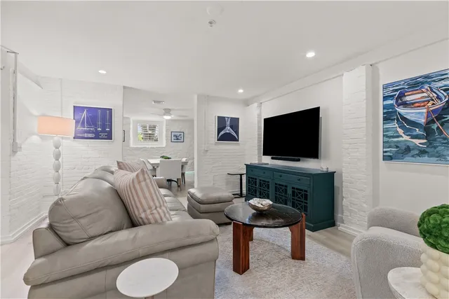 $3,750 | 426 Spring Street, Unit B101, Newport, RI 02840