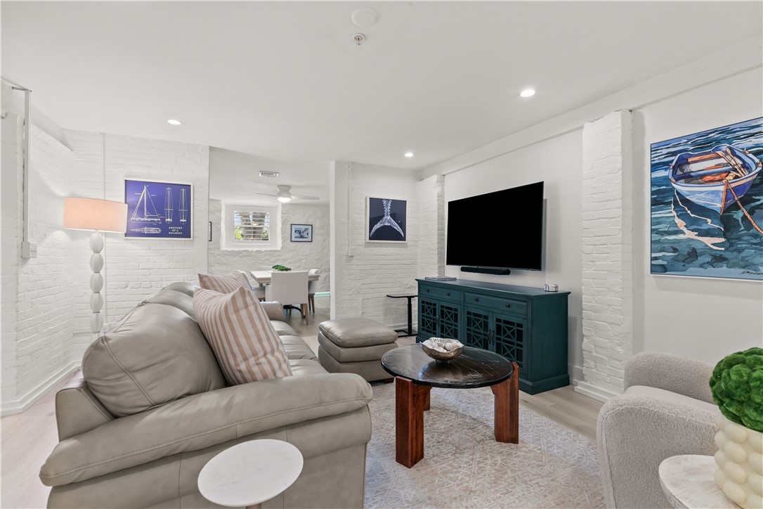 426 Spring Street, Unit B101 Newport, RI 02840 - Photo 6 of 26