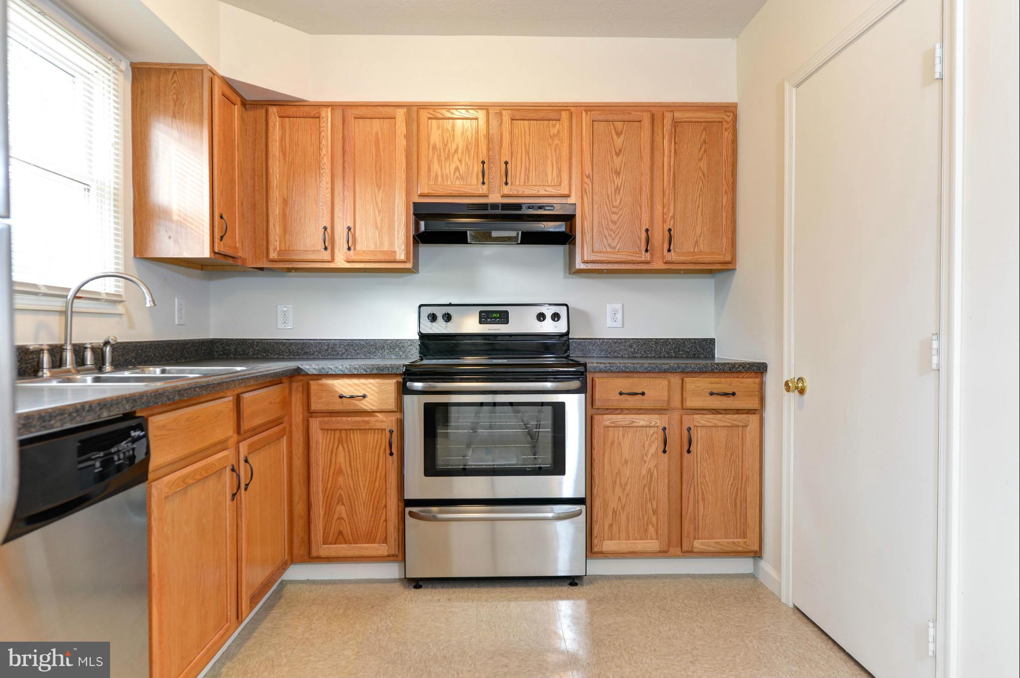 8 Kent Road Elkton, MD 21921 - Photo 11 of 16 Kitchen