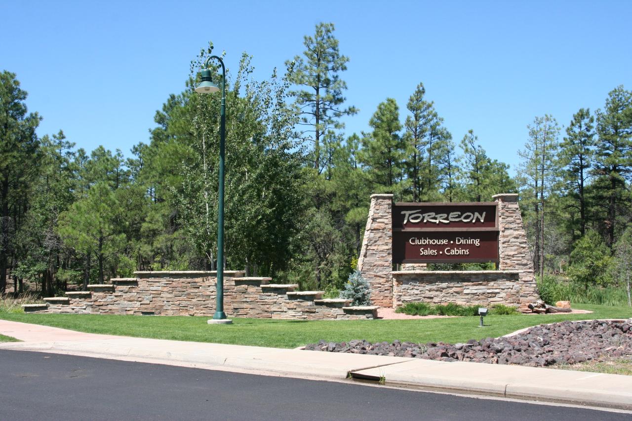 122 South Paintbrush Road, Unit 122 Show Low, AZ 85901 - Photo 4 of 7 Torreon