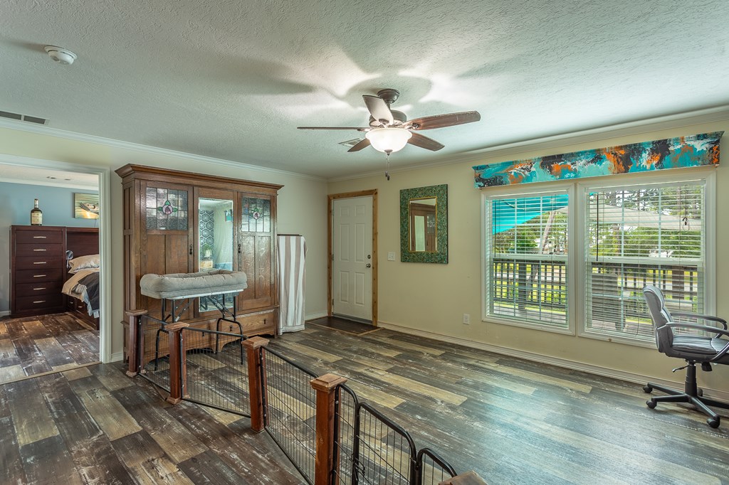895 C C Land Road Eastpoint, FL 32328 - Photo 7 of 44
