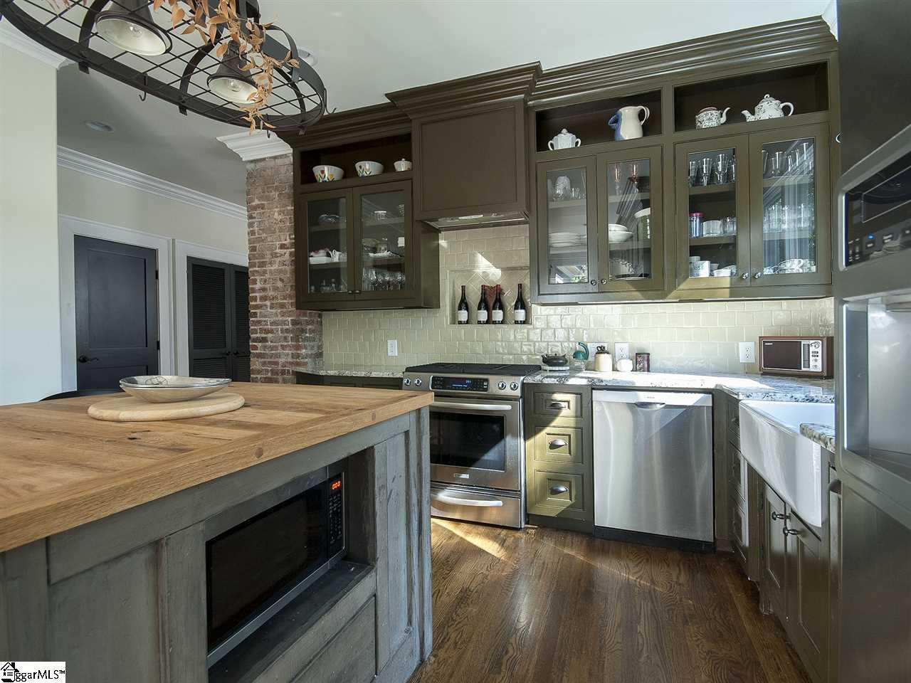 402 Overbrook Road Greenville, SC 29607 - Photo 11 of 25
