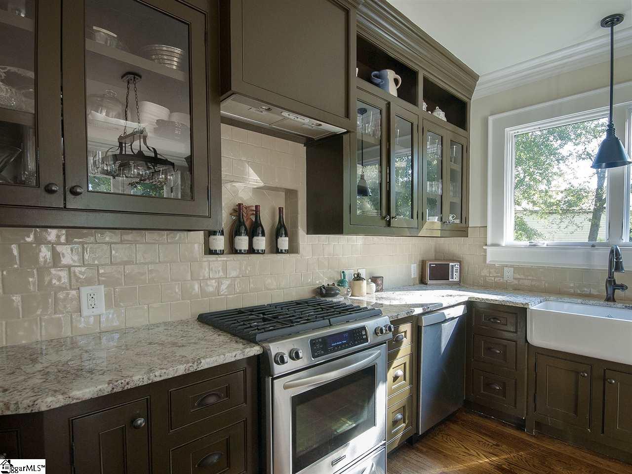 402 Overbrook Road Greenville, SC 29607 - Photo 13 of 25