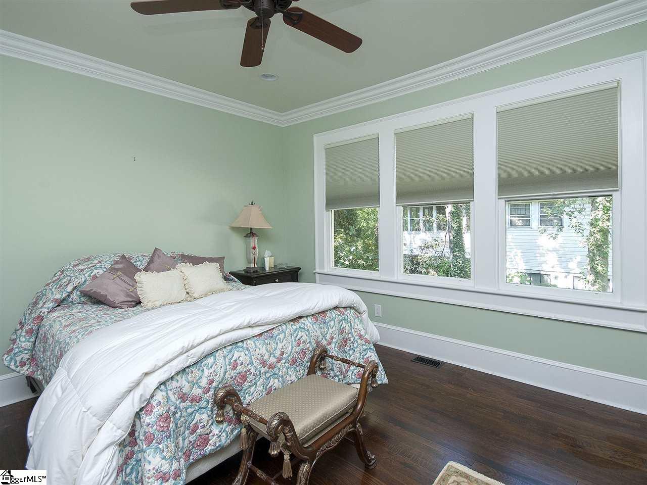 402 Overbrook Road Greenville, SC 29607 - Photo 9 of 25