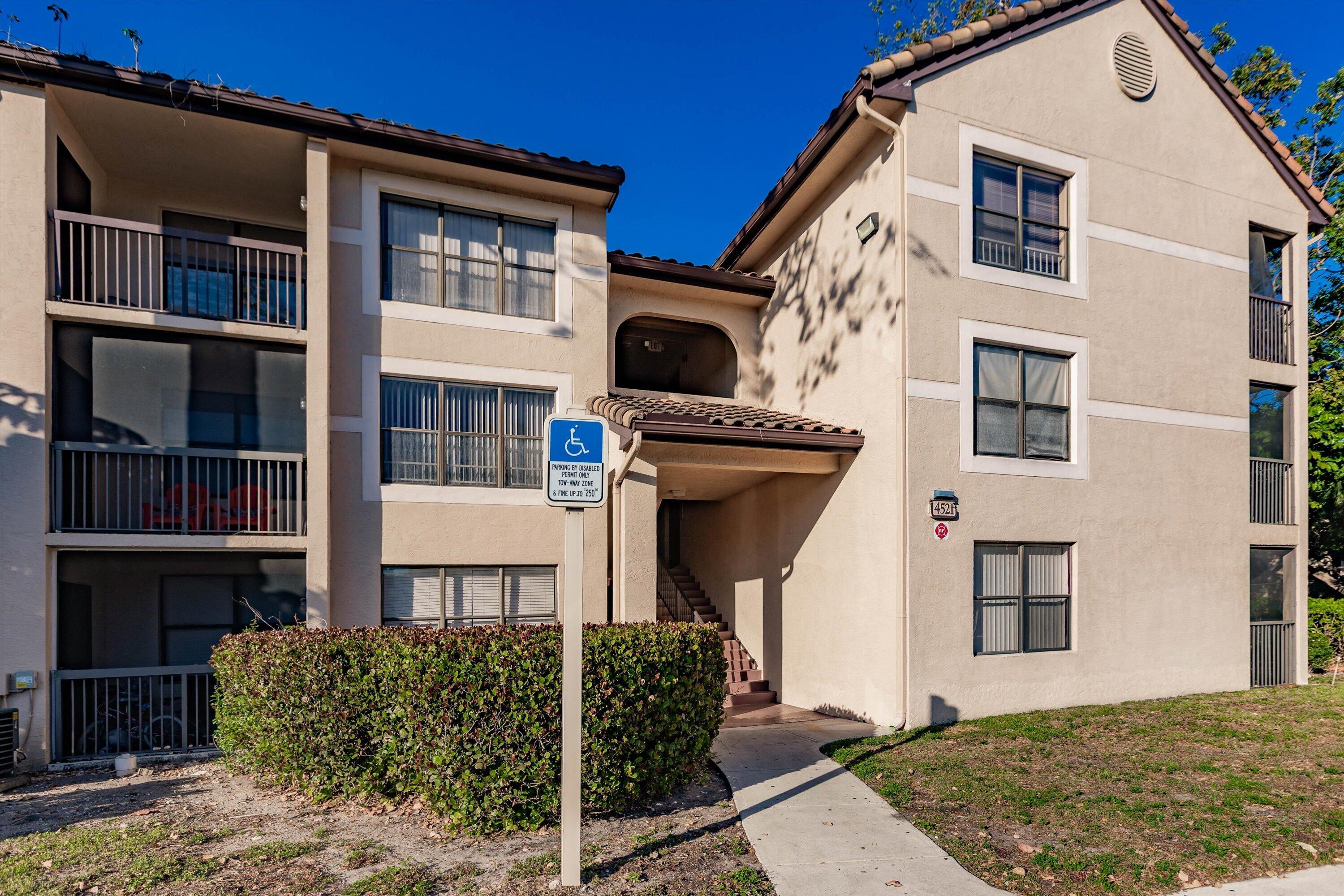 4521 West McNab Road, Unit 27 Pompano Beach, FL 33069 - Photo 2 of 16 02-Photo 002 (3)