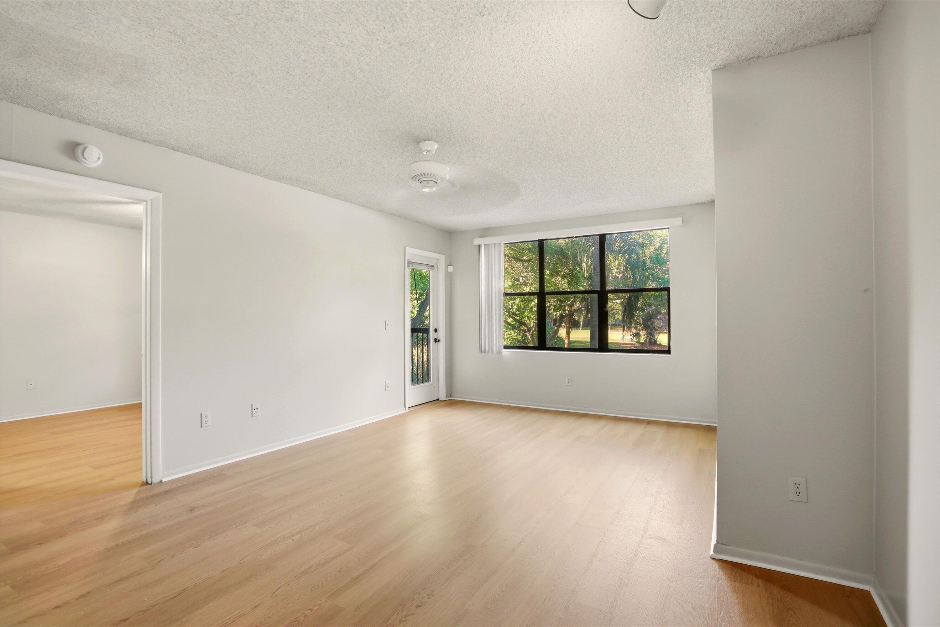 4521 West McNab Road, Unit 27 Pompano Beach, FL 33069 - Photo 7 of 16 07-Photo 007 (3)