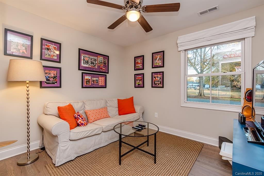 3934 Hough Road Charlotte, NC 28209 - Photo 20 of 41 Gallery Image 20
