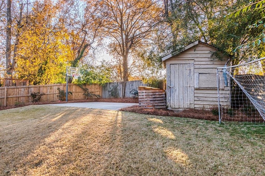 3934 Hough Road Charlotte, NC 28209 - Photo 25 of 41 Gallery Image 25