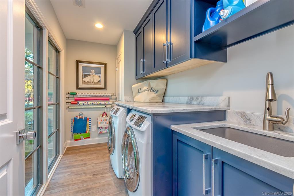 3934 Hough Road Charlotte, NC 28209 - Photo 10 of 41 Gallery Image 10