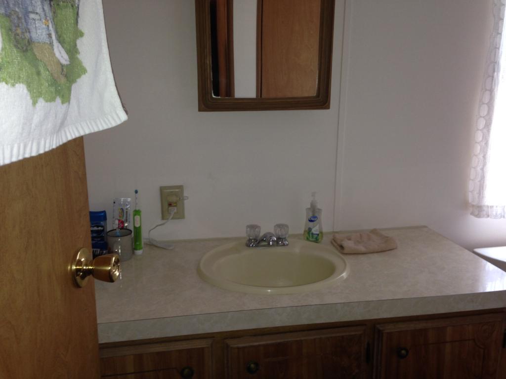 4 Cedar Street Exeter, NH 03833 - Photo 10 of 13 Gallery Image 10