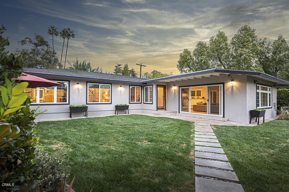 3710 Hampton Road Pasadena, CA 91107 - Photo 33 of 42 a front view of a house with a yard